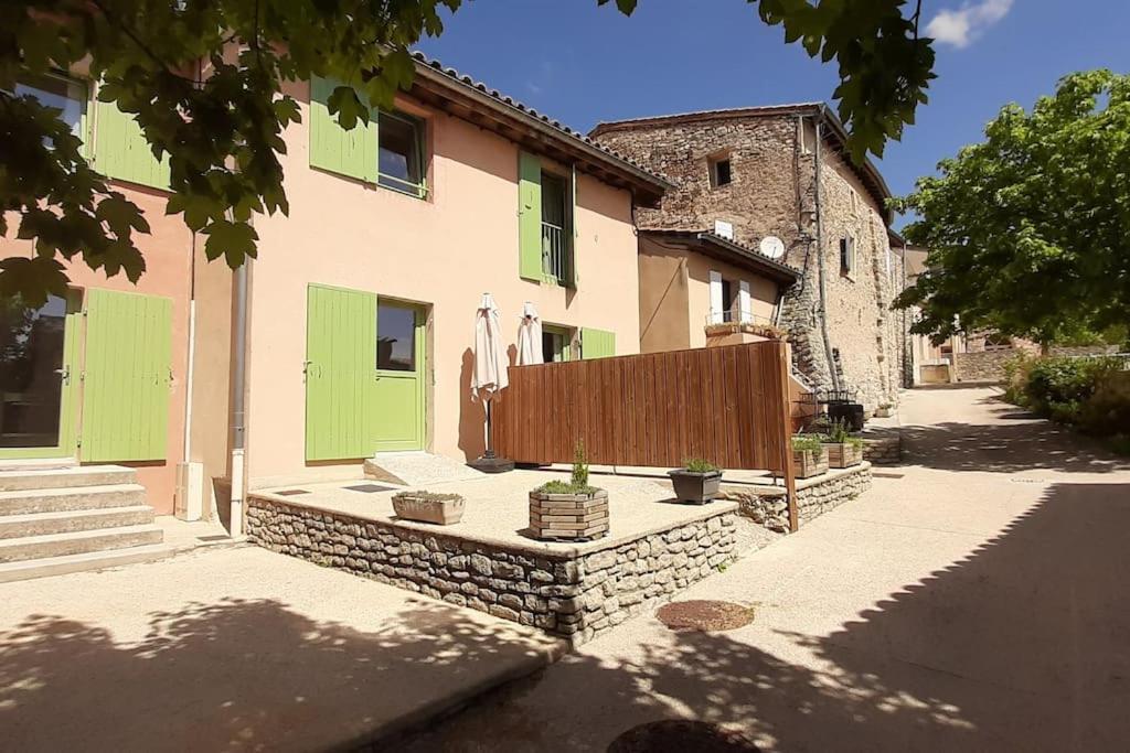 Gite Confortable Village Medieval Sainte-Jalle Baronnies Provencales المظهر الخارجي الصورة